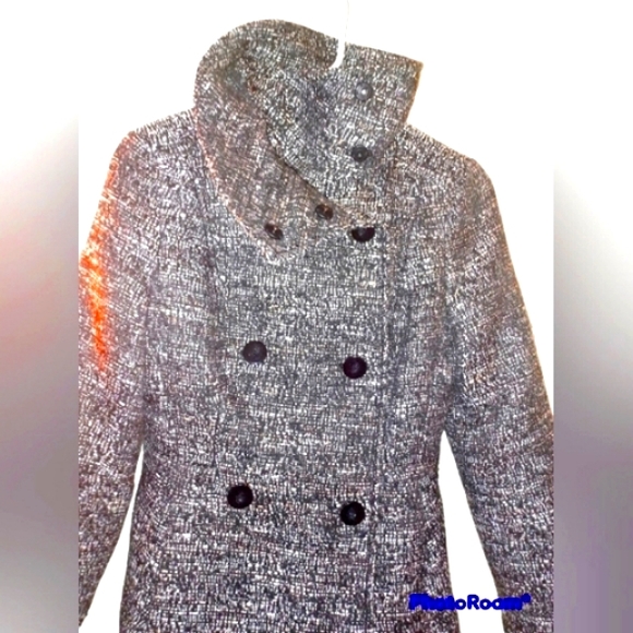 H & M BOUCLE' GREY DOUBLE BREASTED PEACOAT NWOT - Picture 3 of 13